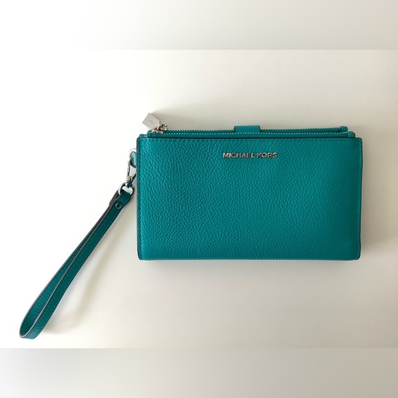 Michael Kors Adele wristlet wallet - Picture 8 of 12